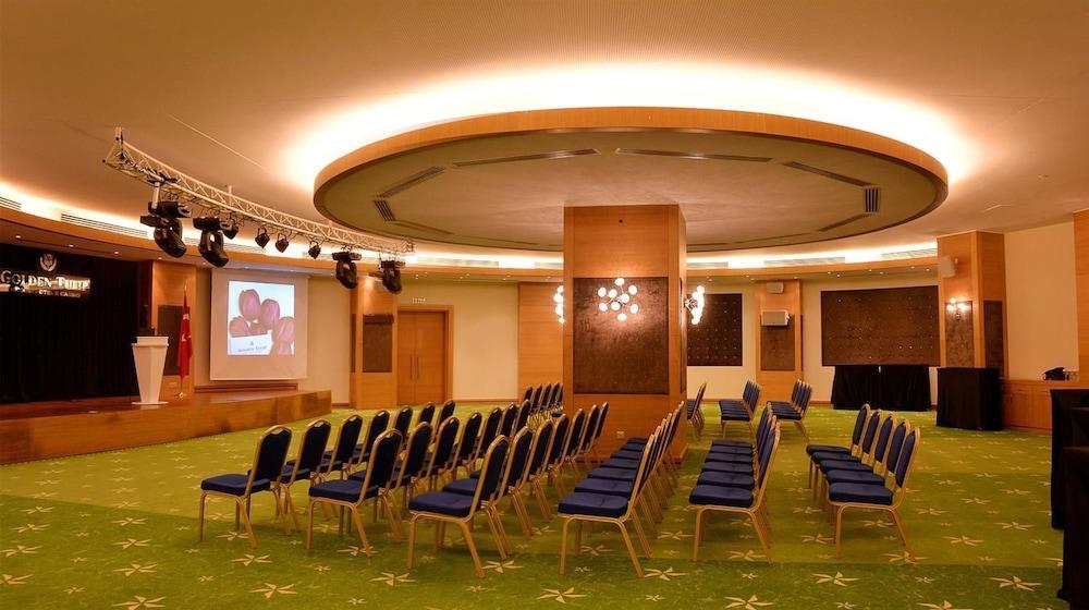 Grand Pasha Luxury Central Nicosia Hotel & Casino Eksteriør billede