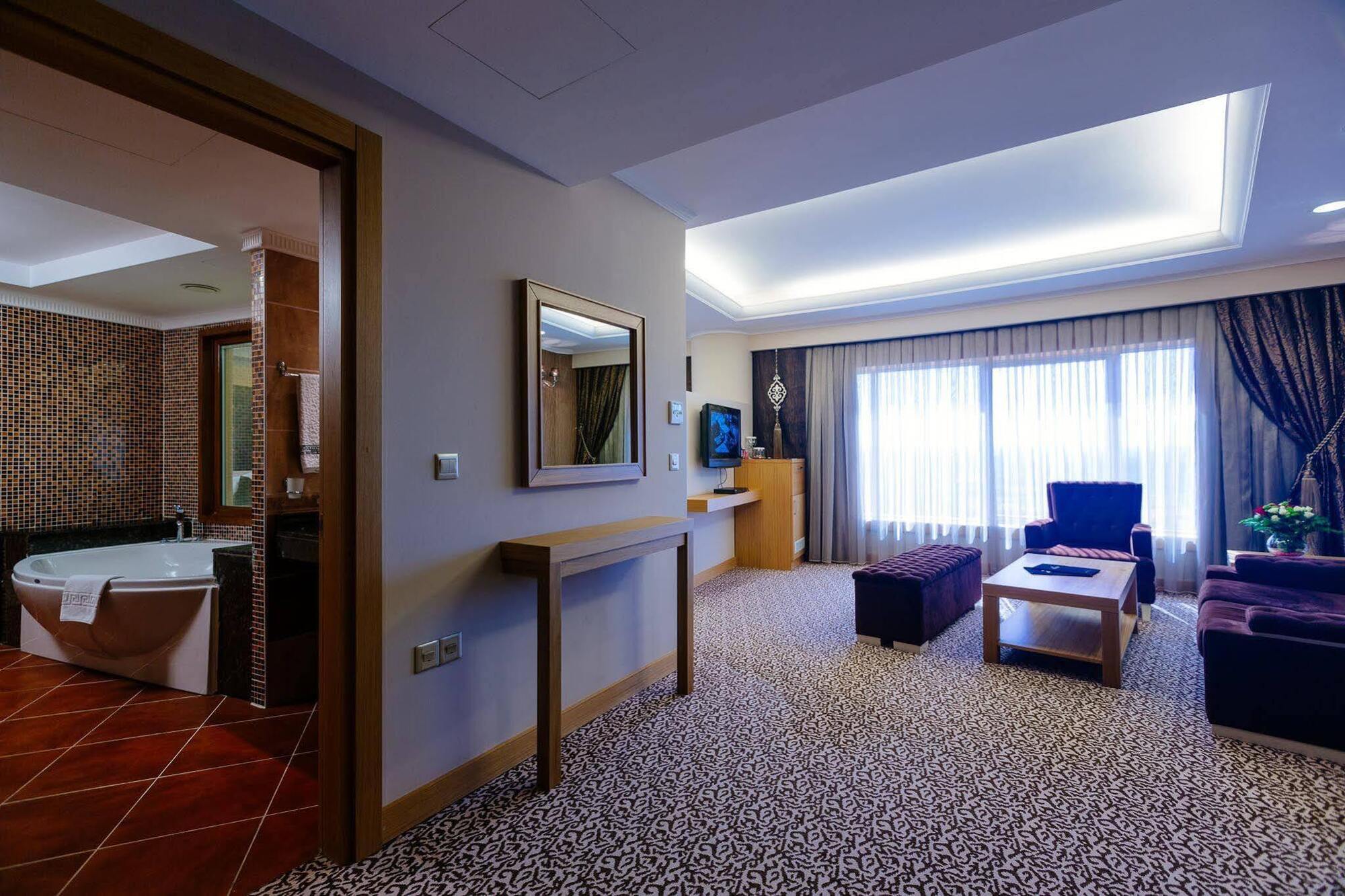 Grand Pasha Luxury Central Nicosia Hotel & Casino Eksteriør billede