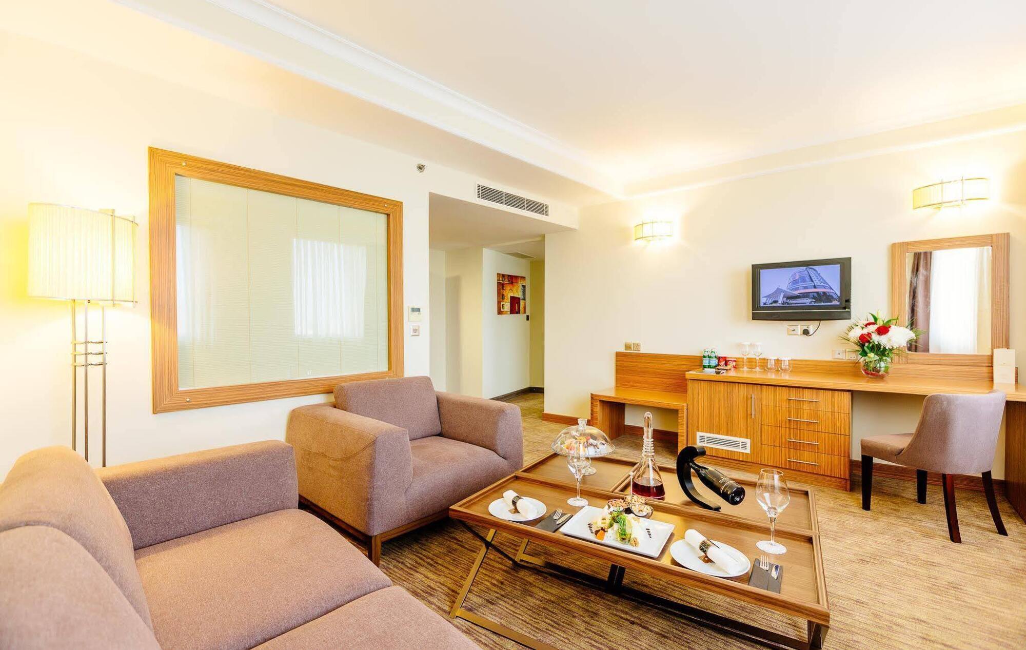 Grand Pasha Luxury Central Nicosia Hotel & Casino Eksteriør billede